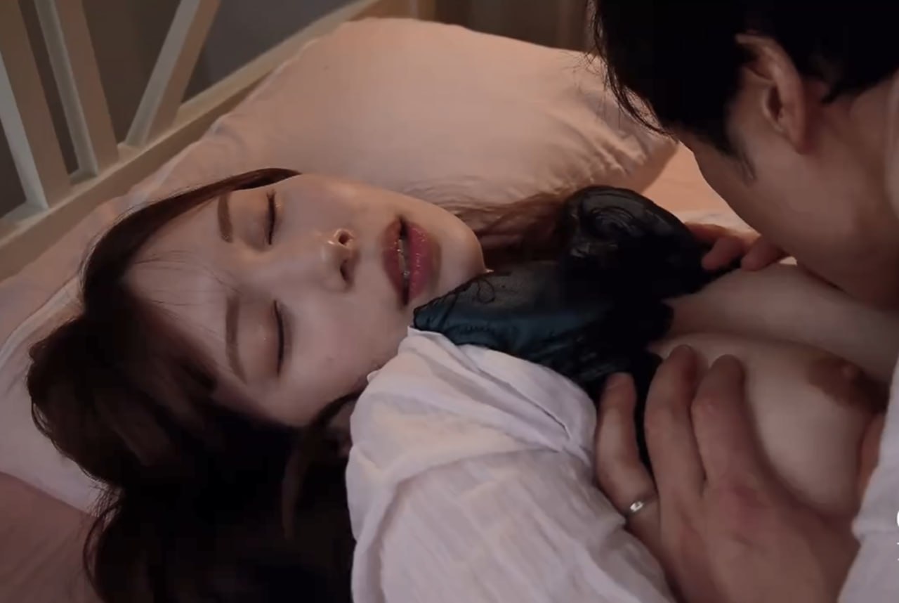 男女激情动态图片なオリジナルコンテンツをオンライン